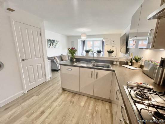 Additional Property Image 4 bedroom Town House for sale in Abingdon 3