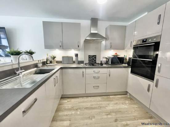 Additional Property Image 4 bedroom Town House for sale in Abingdon 5