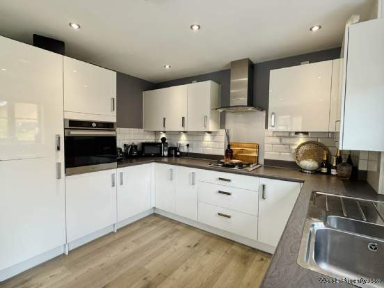 Additional Property Image 3 bedroom End of Terrace for sale in Didcot 2