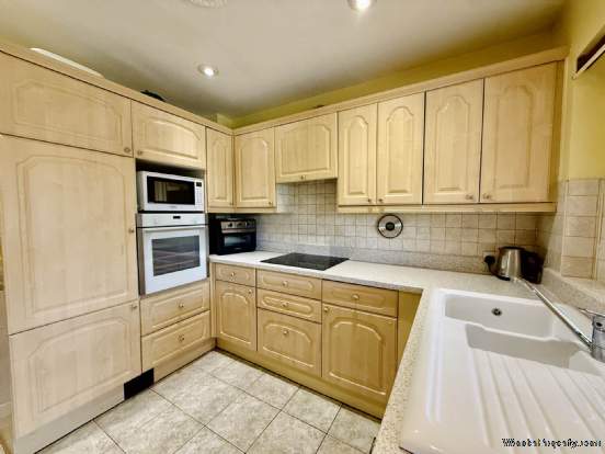 Additional Property Image 2 bedroom Bungalow for sale in Wallingford 3