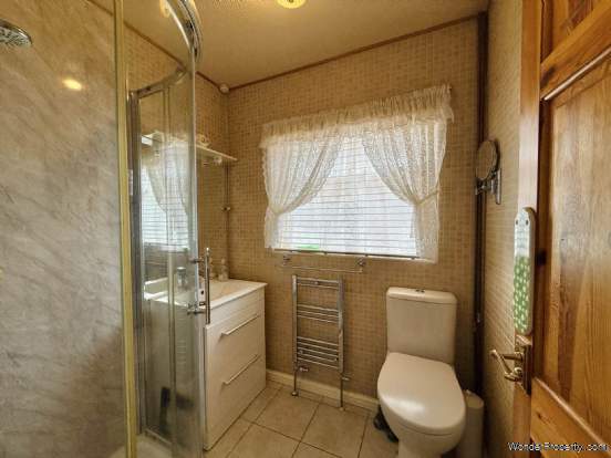 Additional Property Image 2 bedroom Bungalow for sale in Wallingford 8