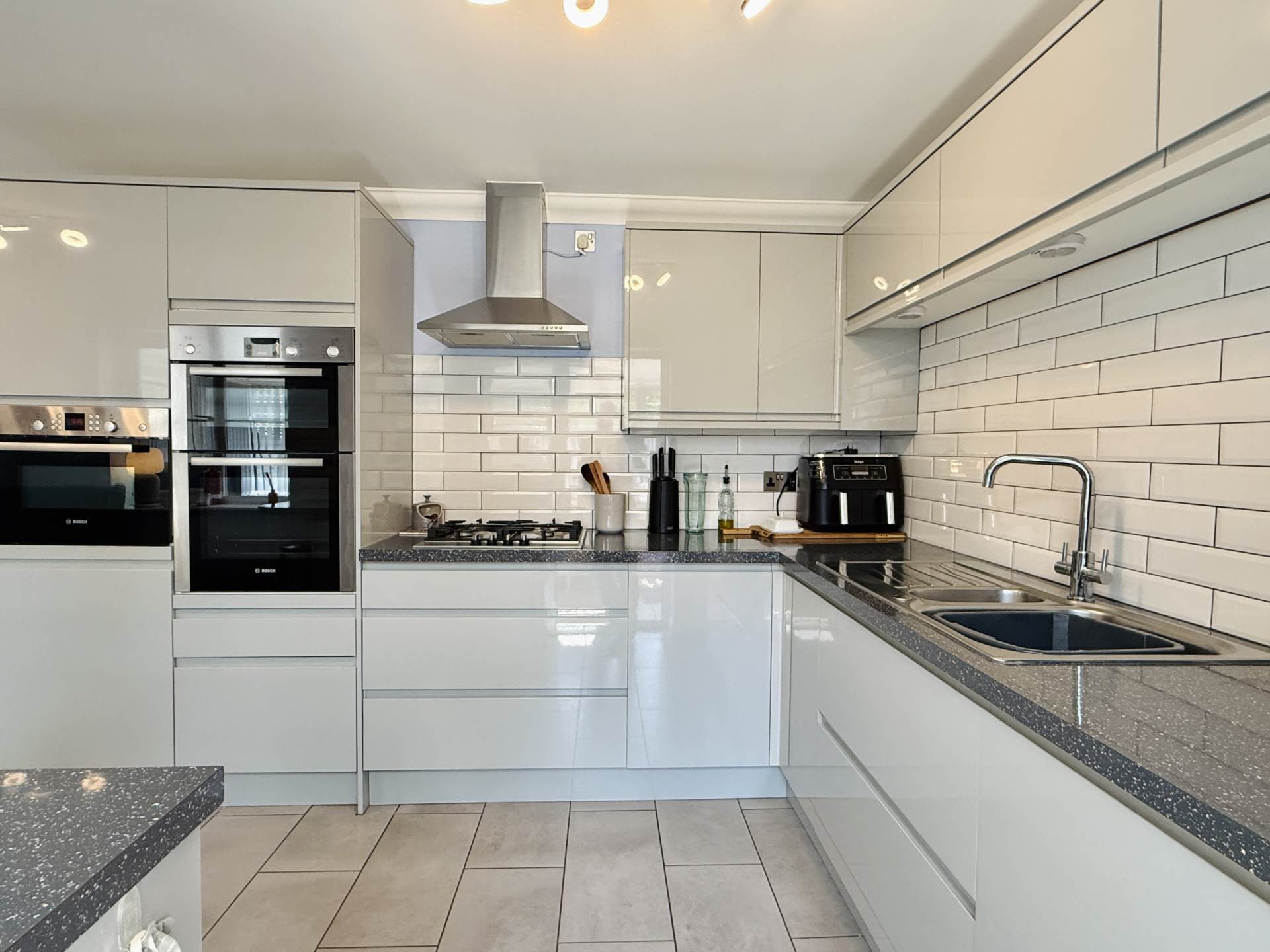 Additional Property Image 3 bedroom Link Detached House for sale in Didcot 2