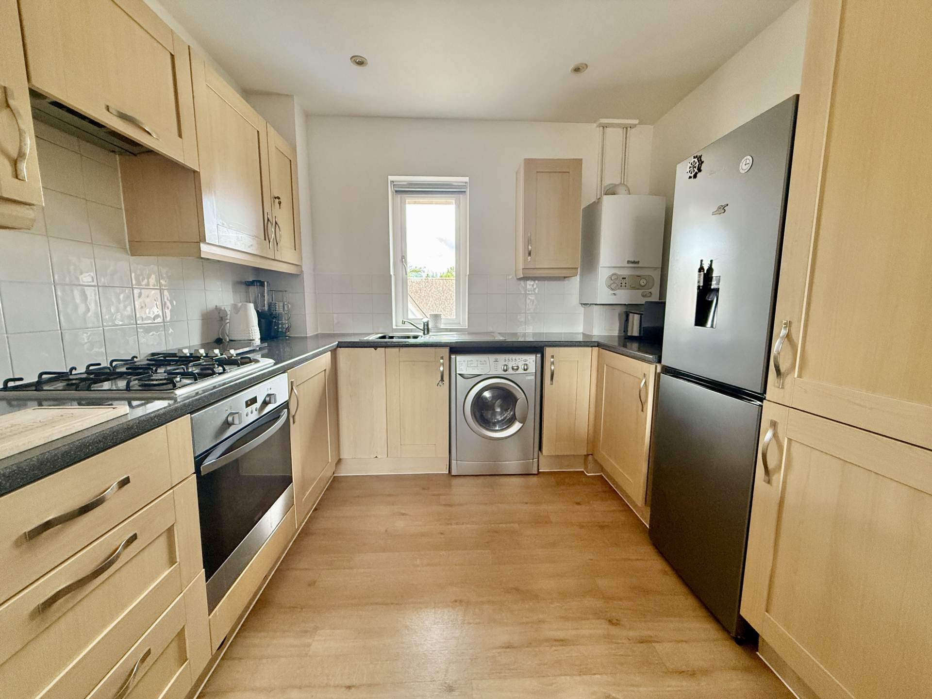 Additional Property Image 2 bedroom Apartment for sale in Wallingford 2