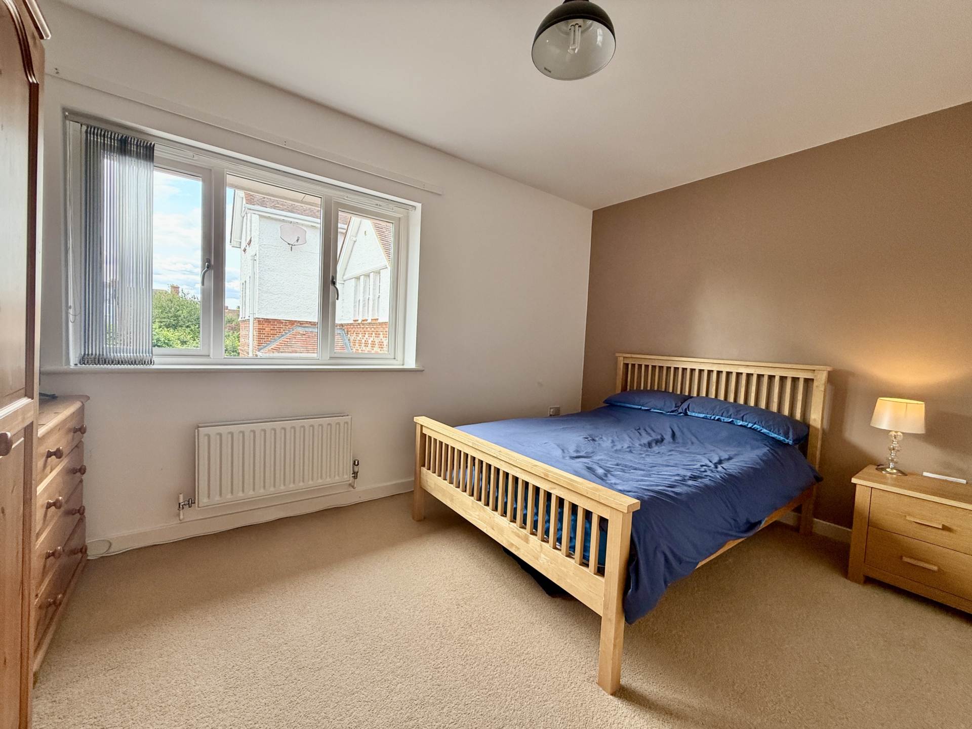 Additional Property Image 2 bedroom Apartment for sale in Wallingford 6