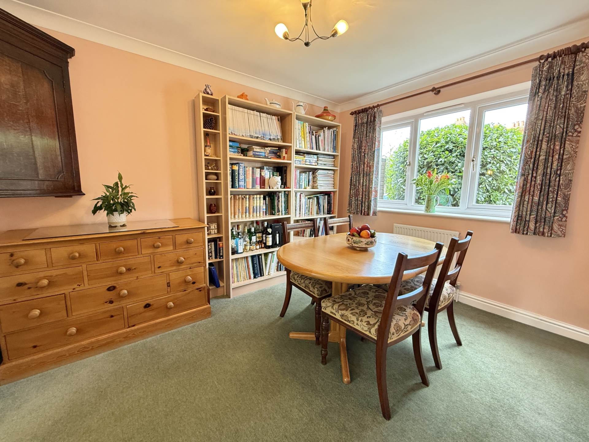 Additional Property Image 5 bedroom Detached for sale in Wallingford 4