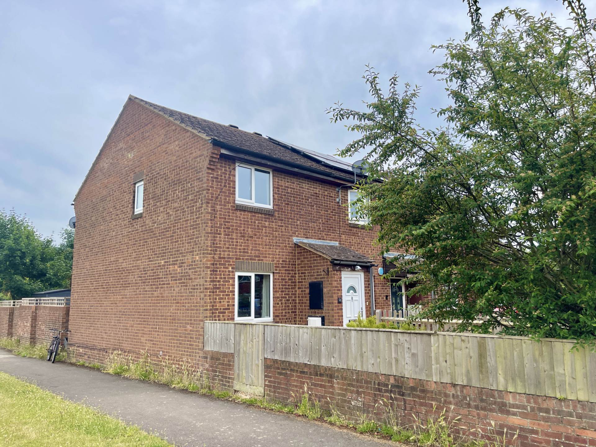 Additional Property Image 2 bedroom Semi Detached for sale in Wallingford 2