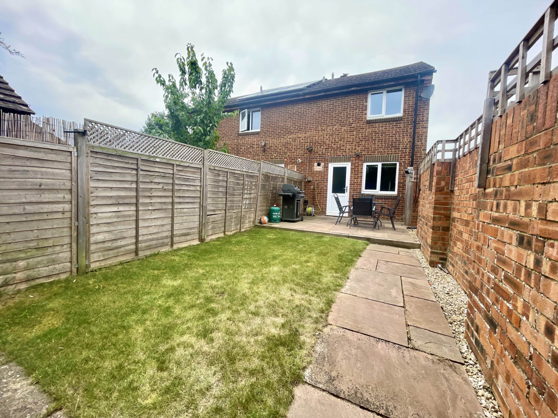 Additional Property Image 2 bedroom Semi Detached for sale in Wallingford 11