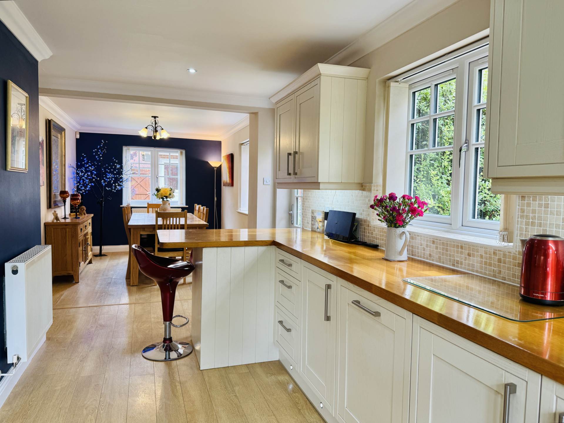 Additional Property Image 5 bedroom Detached for sale in Wallingford 3