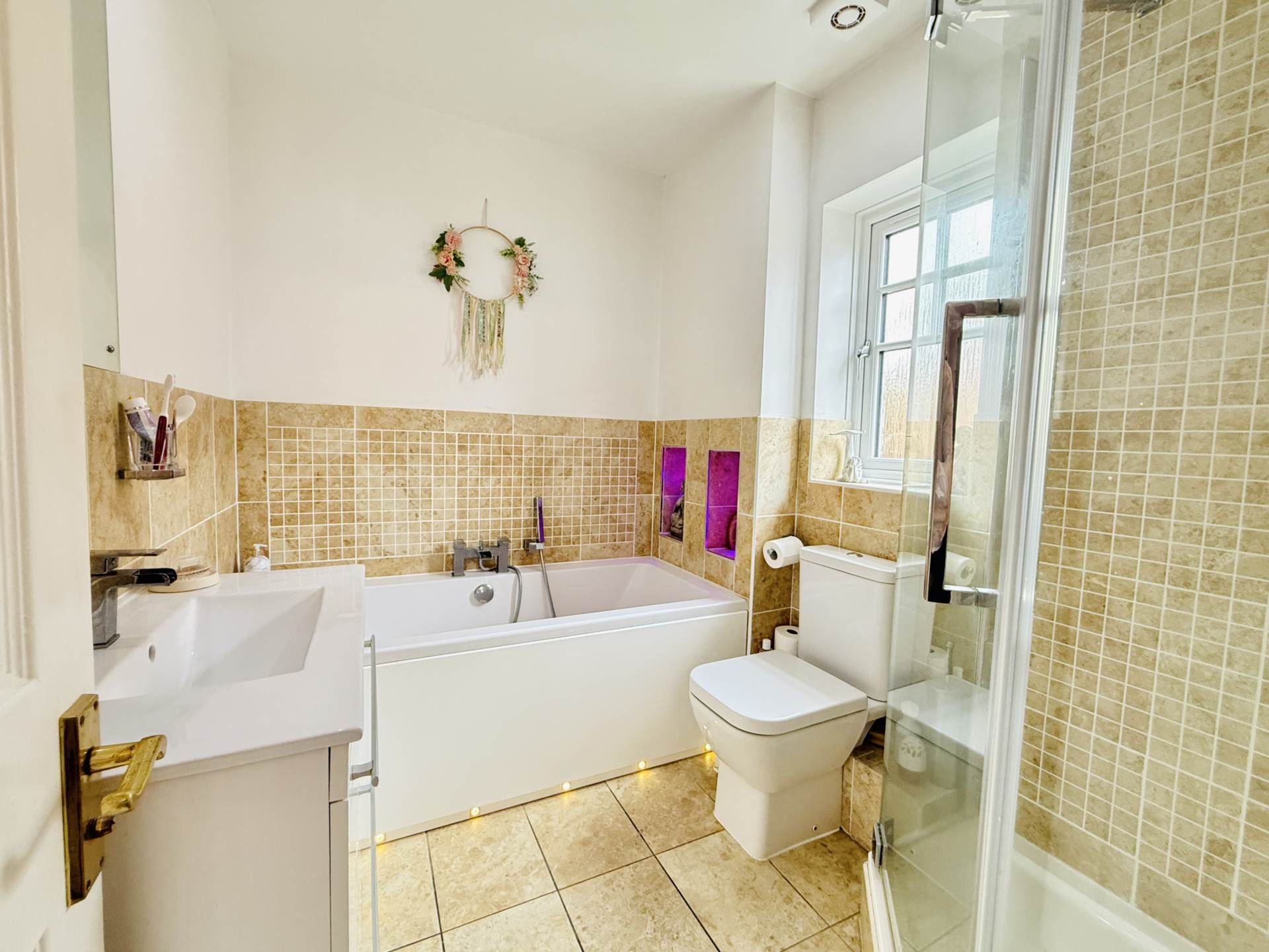 Additional Property Image 5 bedroom Detached for sale in Wallingford 11