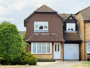 3 bedroom Link Detached House for sale in Didcot