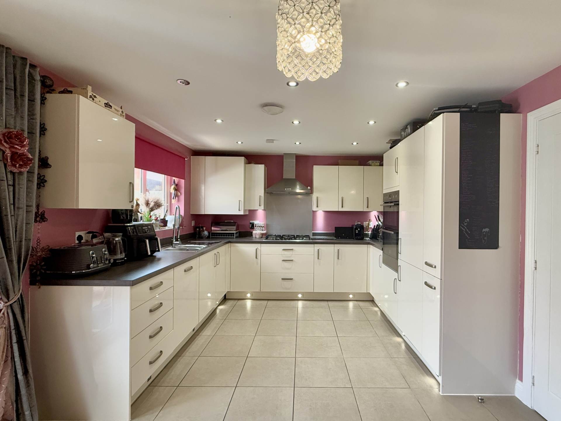 Additional Property Image 4 bedroom Detached for sale in Didcot 4