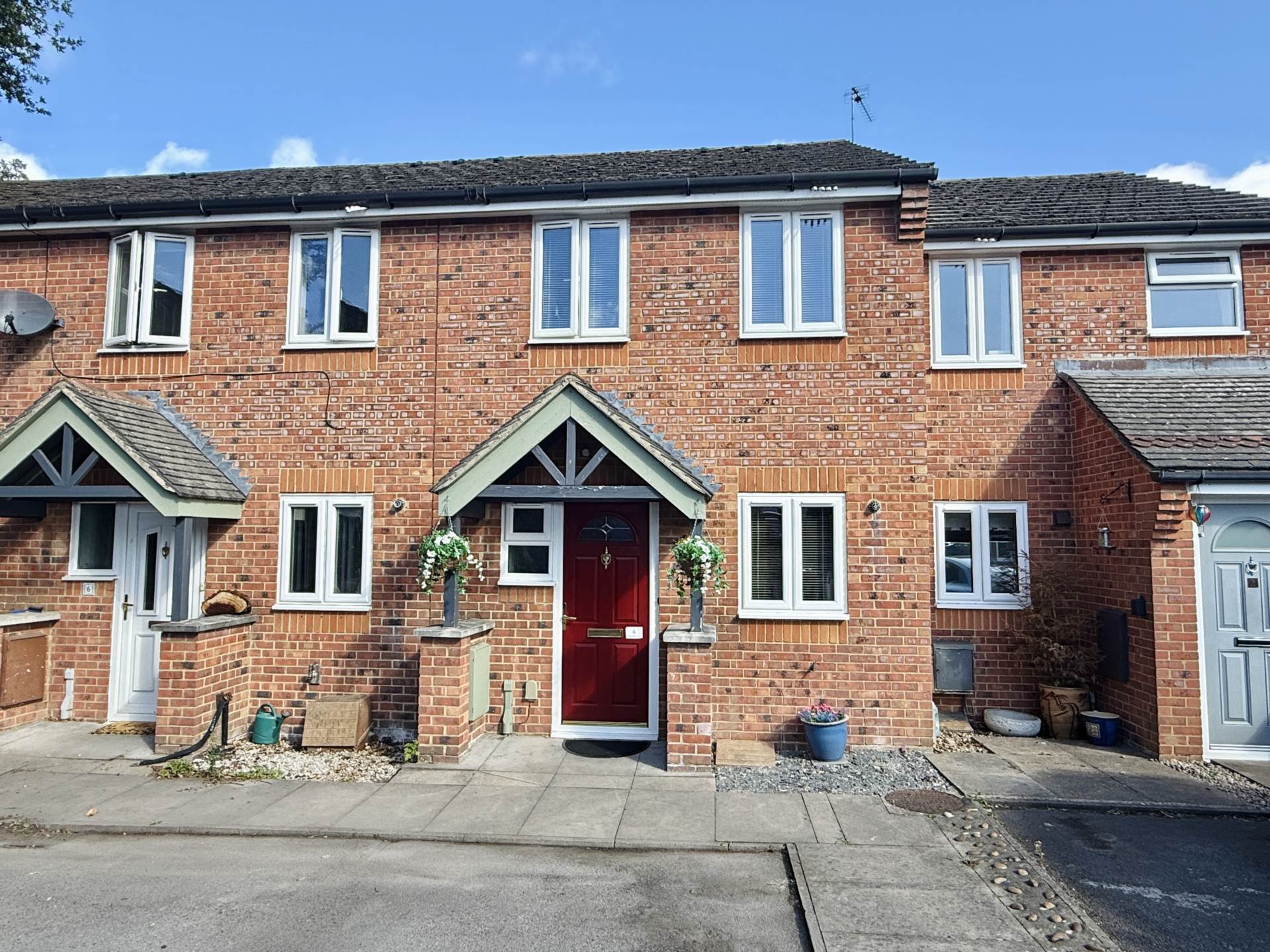 2 bedroom Terraced for sale in Didcot