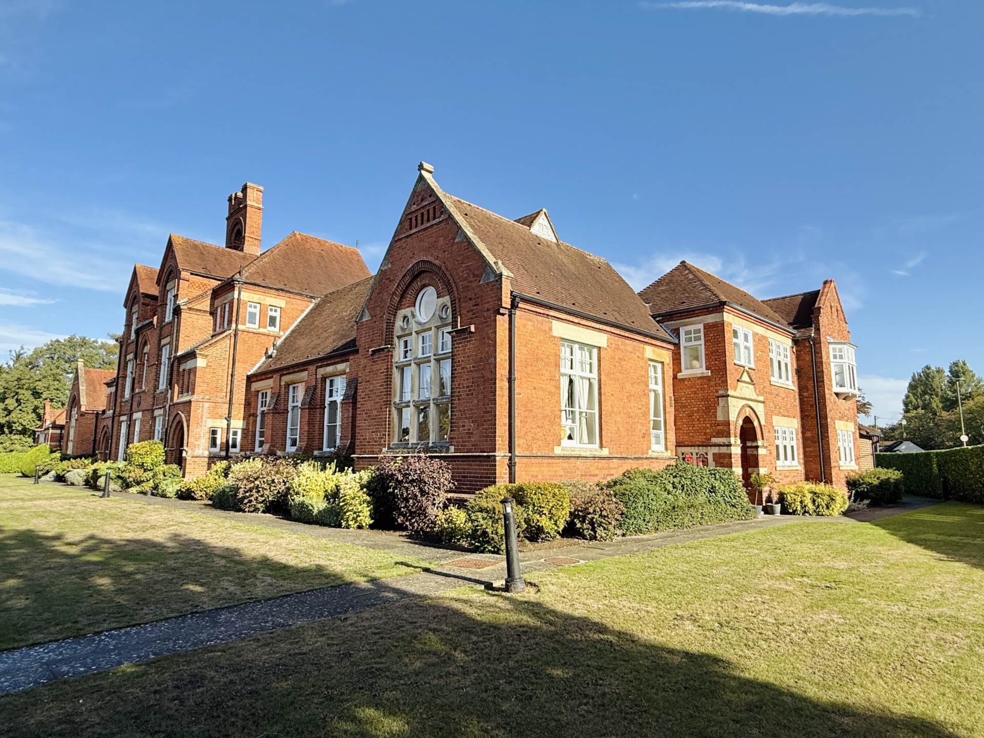 Additional Property Image 1 bedroom Apartment for sale in Wallingford 10