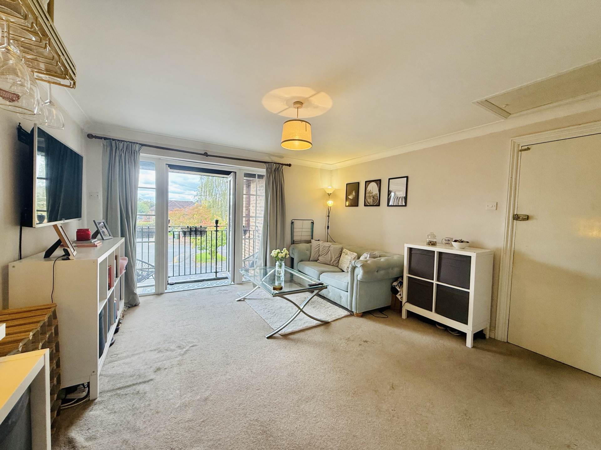 Additional Property Image 1 bedroom Apartment for sale in Wallingford 3