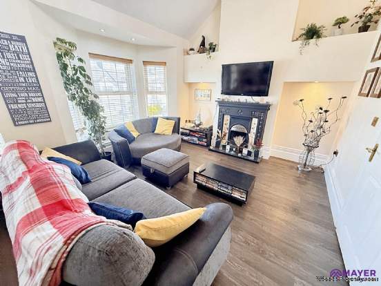 Additional Property Image 2 bedroom Apartment for sale in Saltash 3