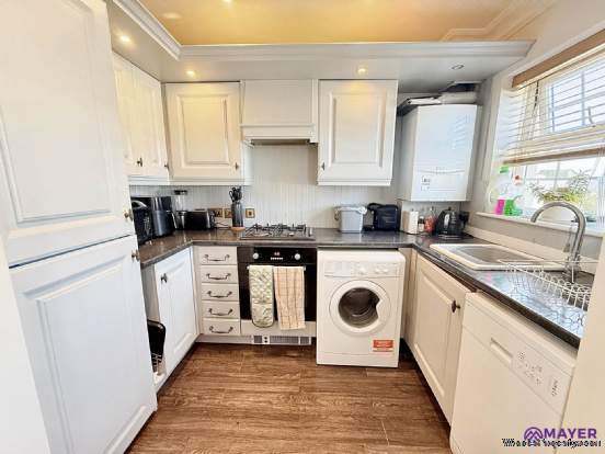 Additional Property Image 2 bedroom Apartment for sale in Saltash 5