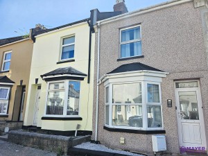 2 bedroom Terraced for sale in Plymouth