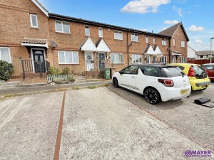 2 bedroom Terraced for sale in Plymouth