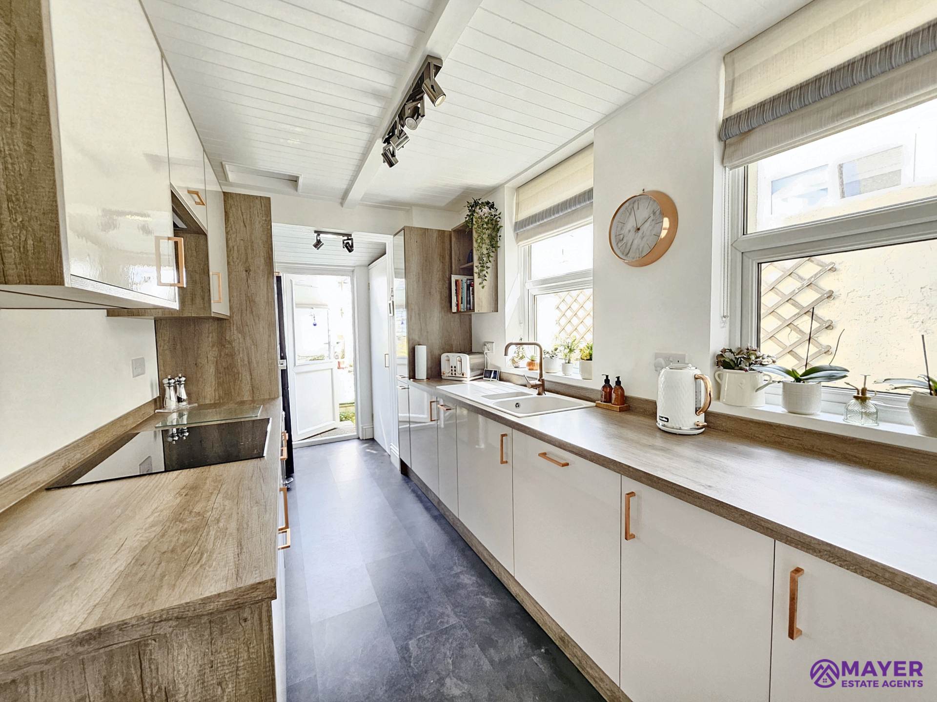 Additional Property Image 2 bedroom Terraced for sale in Plymouth 4