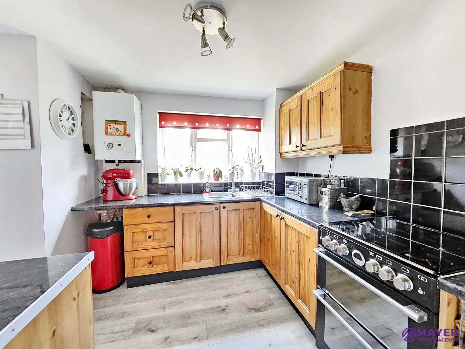 Additional Property Image 2 bedroom Flat for sale in Plymouth 8
