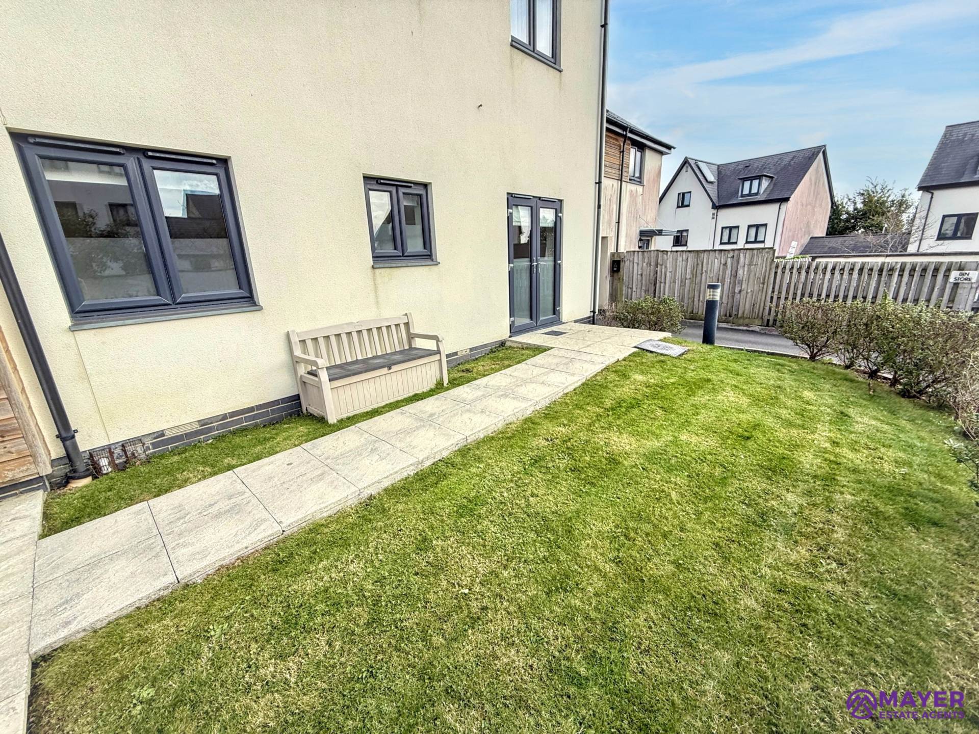 Additional Property Image 2 bedroom Apartment for sale in Plymouth 6