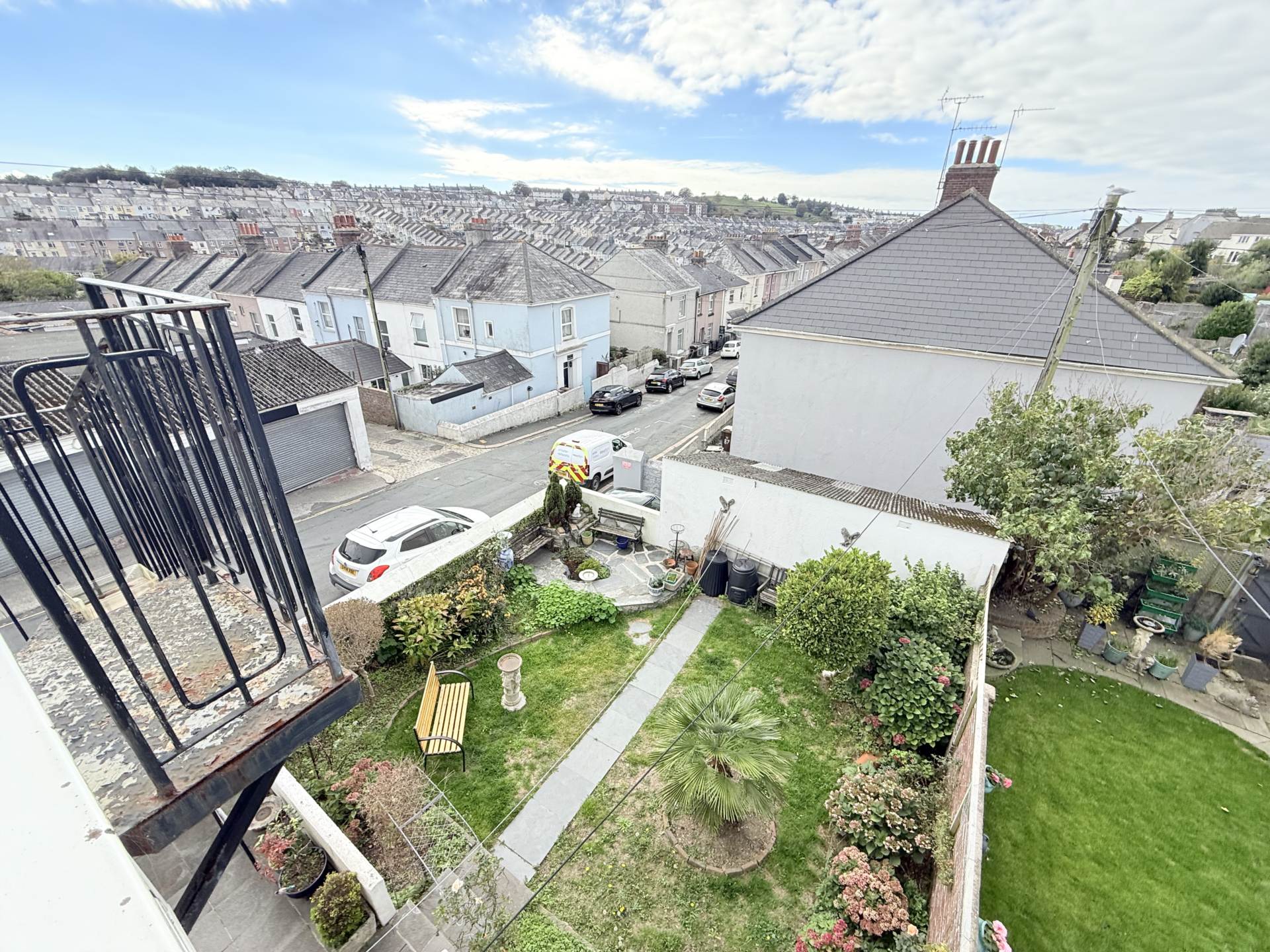 Additional Property Image 3 bedroom Apartment for sale in Plymouth 6