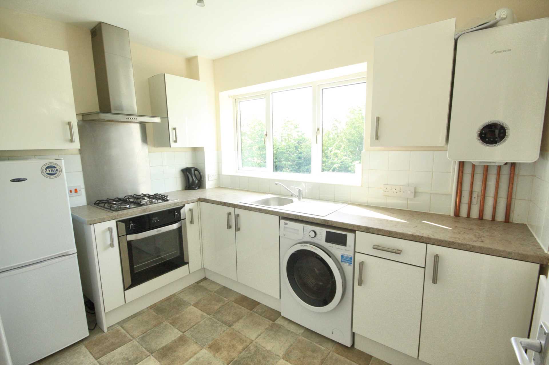 Additional Property Image 2 bedroom Flat to rent in Macclesfield 3