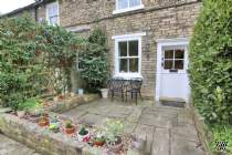 2 bedroom Terraced for sale in Macclesfield