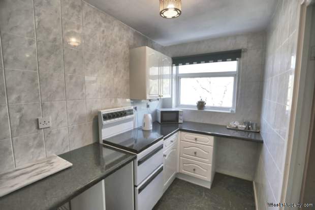 Additional Property Image 2 bedroom Apartment for sale in Macclesfield 4