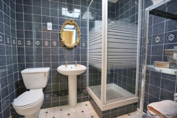 Additional Property Image 2 bedroom Apartment for sale in Macclesfield 7
