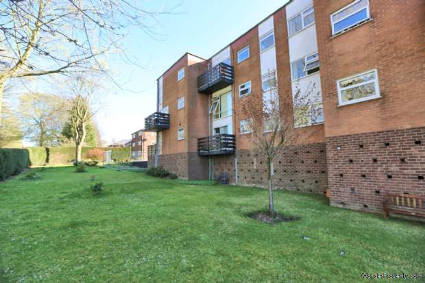 Additional Property Image 2 bedroom Apartment for sale in Macclesfield 10