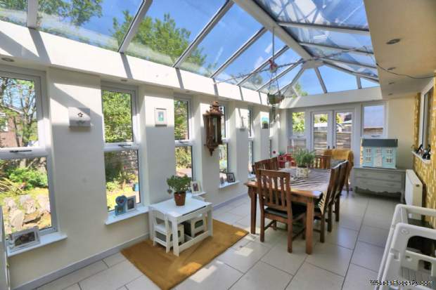 Additional Property Image 4 bedroom Detached for sale in Macclesfield 5