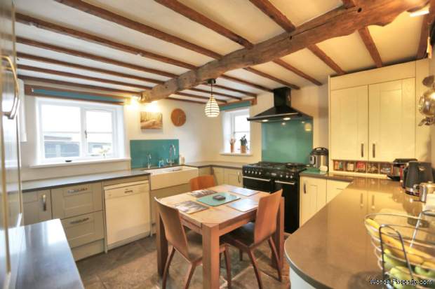 Additional Property Image 3 bedroom Semi Detached for sale in Macclesfield 4