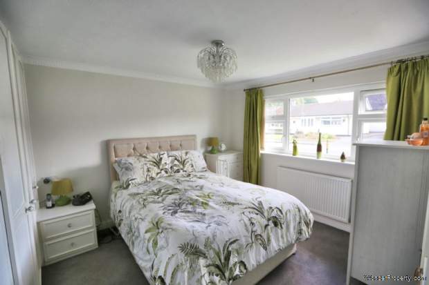 Additional Property Image 3 bedroom Detached Bungalow for sale in Macclesfield 6