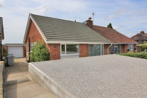 2 bedroom Bungalow for sale in Macclesfield