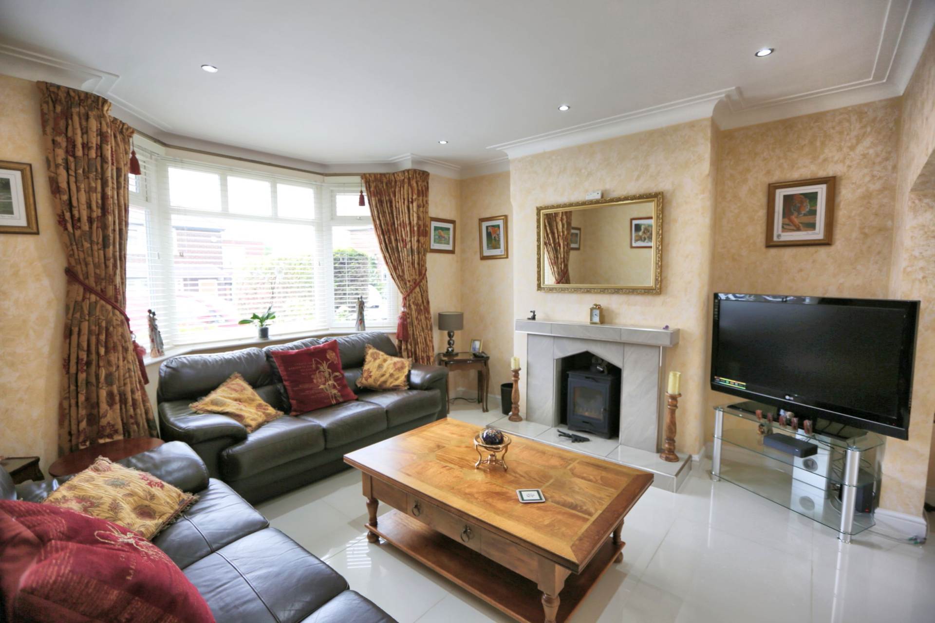 Additional Property Image 3 bedroom Semi Detached for sale in Macclesfield 2