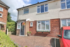 3 bedroom Semi Detached for sale in Macclesfield
