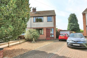 3 bedroom Semi Detached for sale in Macclesfield