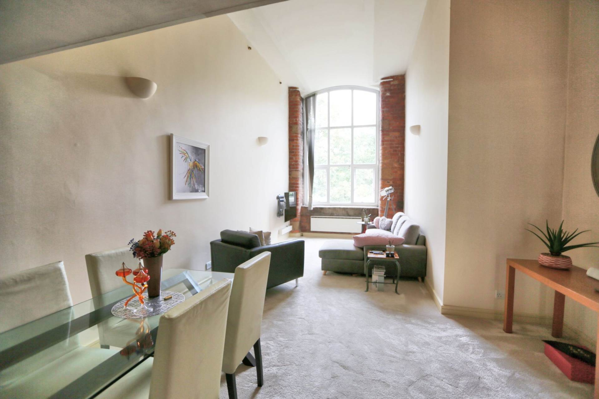 Additional Property Image 2 bedroom Flat for sale in Macclesfield 3