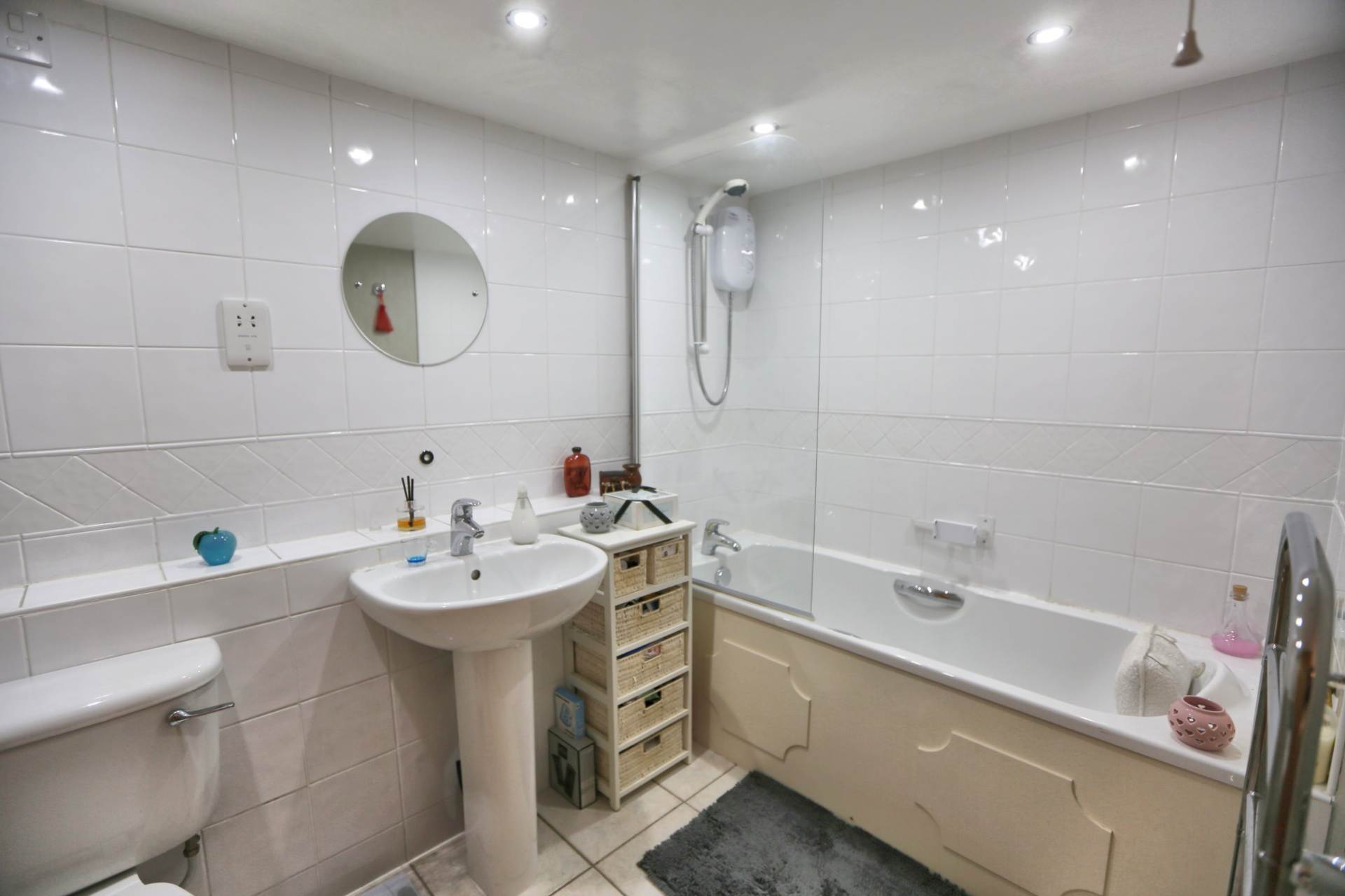 Additional Property Image 2 bedroom Flat for sale in Macclesfield 9