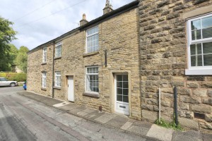 2 bedroom Cottage for sale in Macclesfield