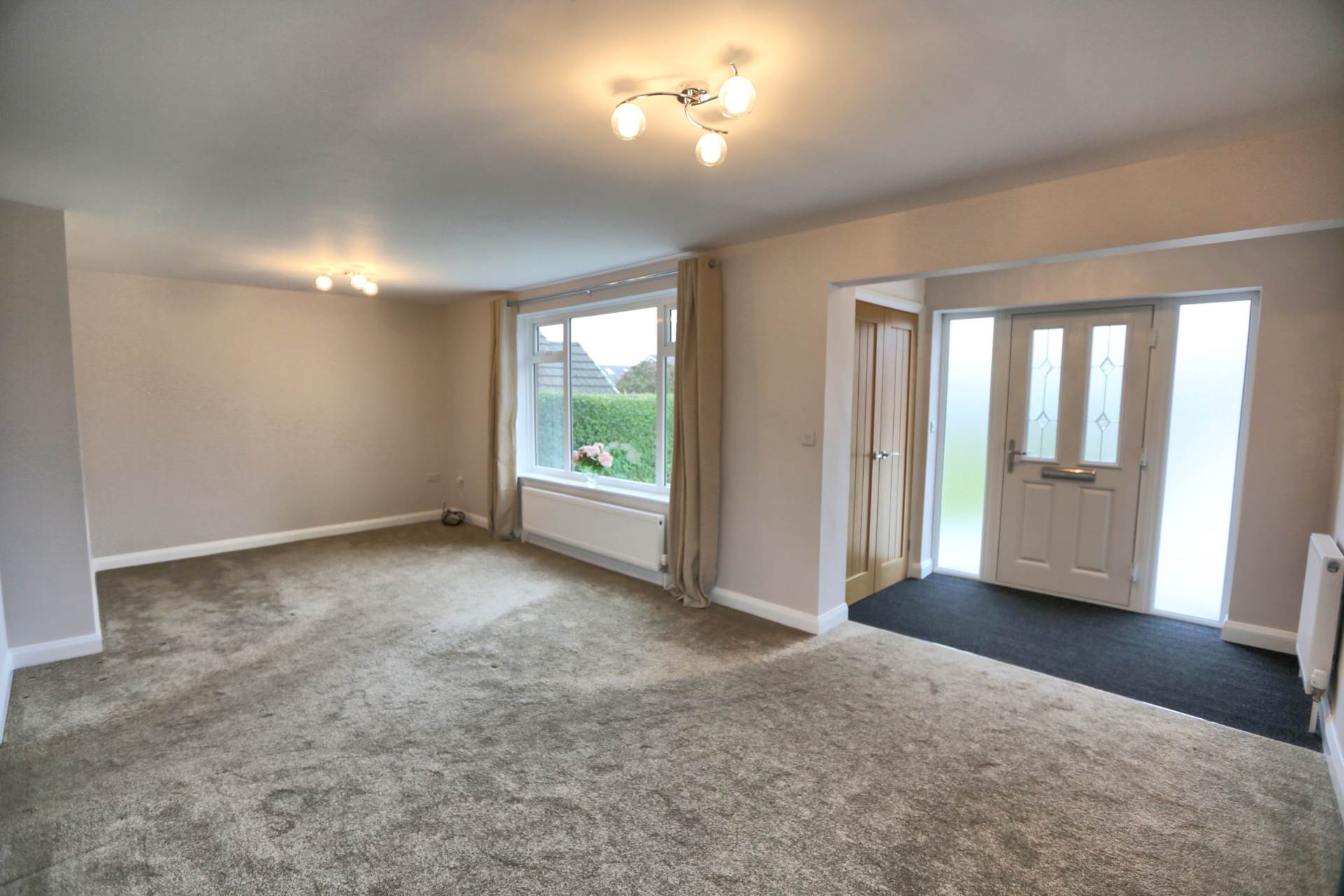 Additional Property Image 2 bedroom Detached Bungalow to rent in Macclesfield 2