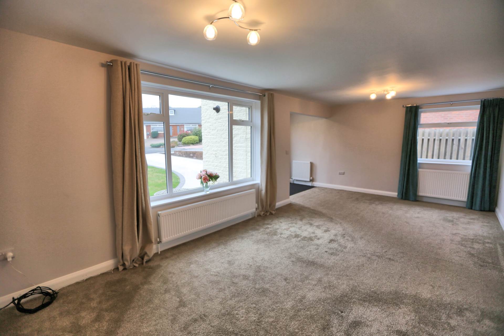 Additional Property Image 2 bedroom Detached Bungalow to rent in Macclesfield 3