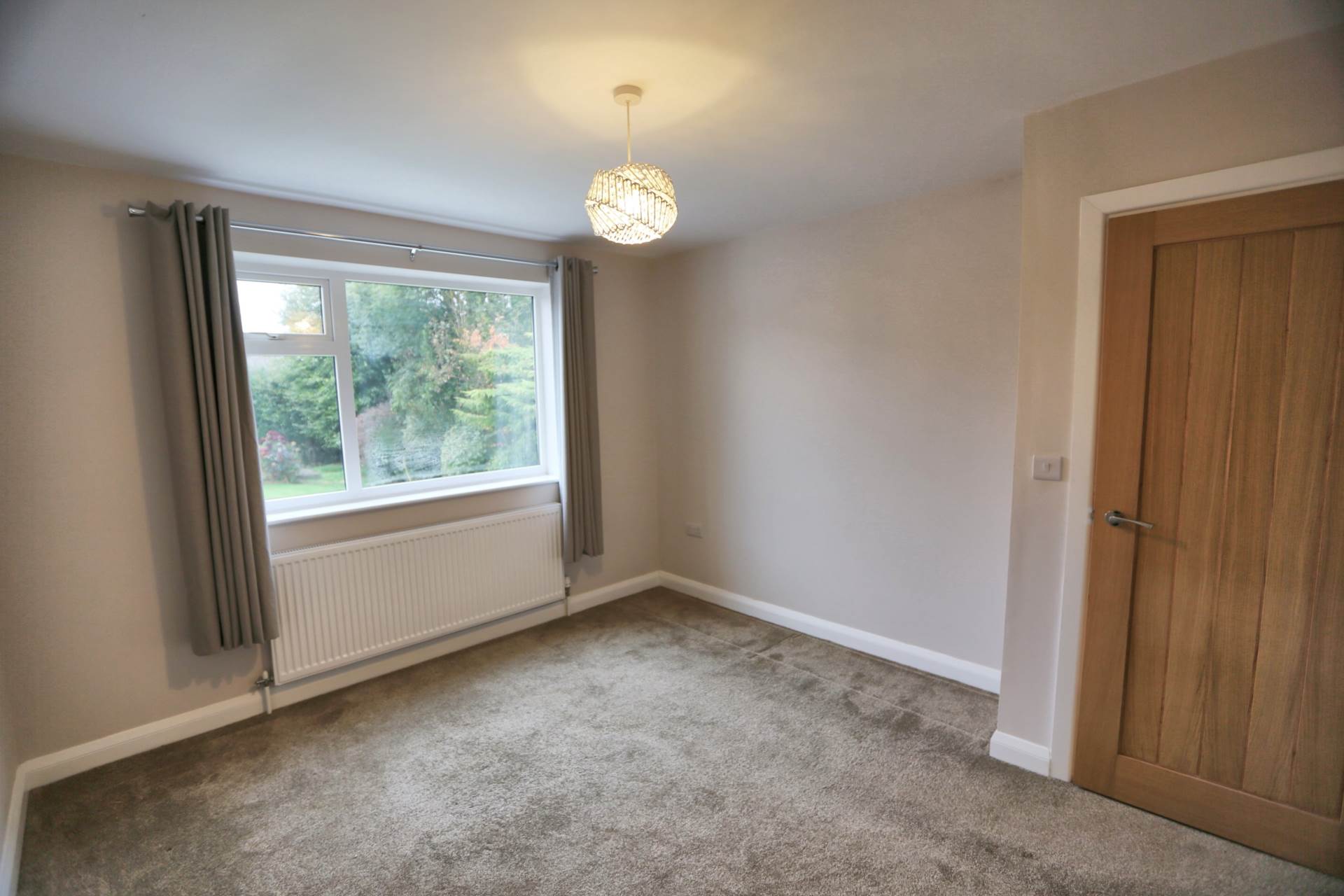 Additional Property Image 2 bedroom Detached Bungalow to rent in Macclesfield 9