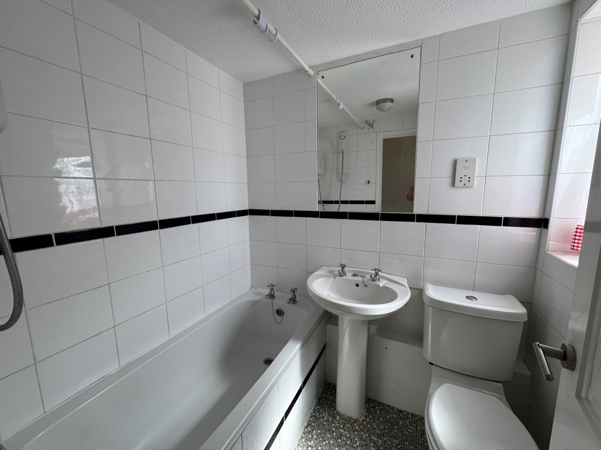 Additional Property Image 1 bedroom End of Terrace to rent in Hungerford 7