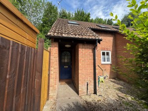 1 bedroom End of Terrace to rent in Hungerford