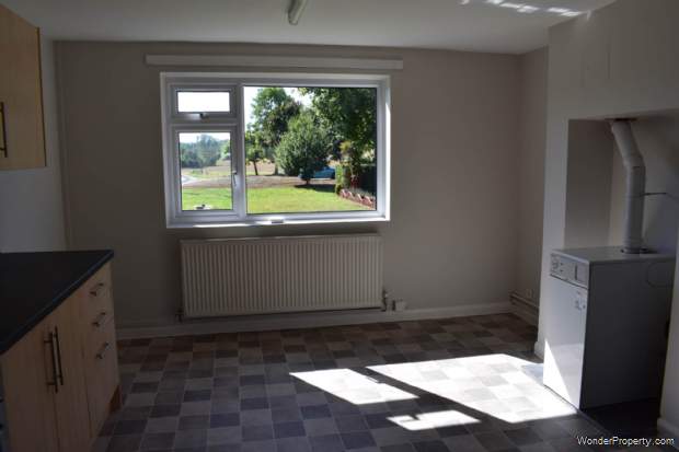 Additional Property Image 3 bedroom Semi Detached to rent in Hungerford 2