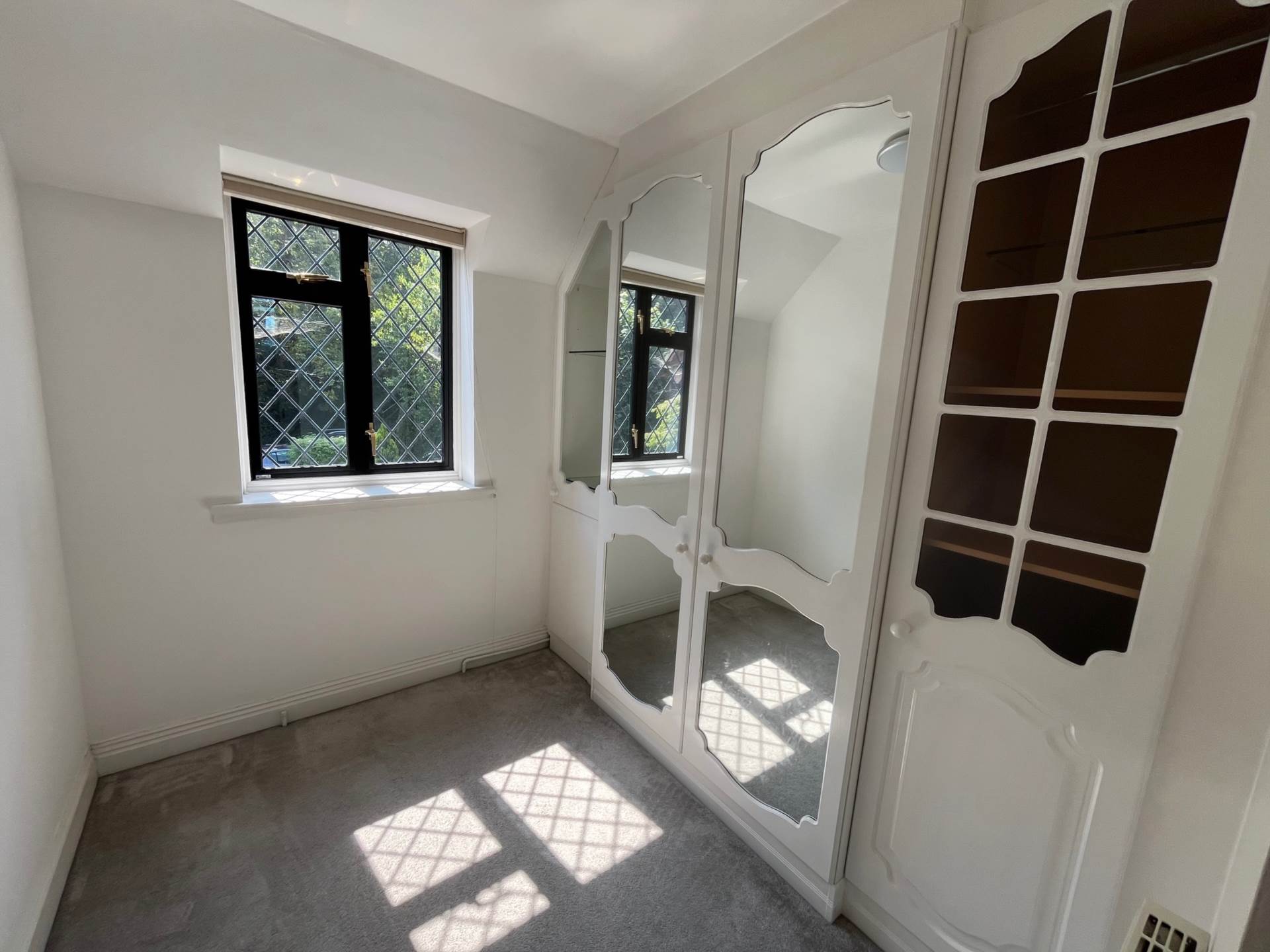 Additional Property Image 3 bedroom Link Detached House to rent in Hungerford 5