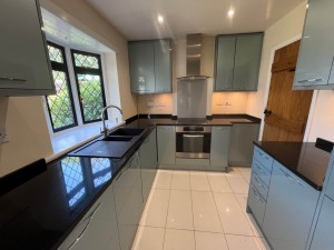 3 bedroom Link Detached House to rent in Hungerford