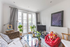 2 bedroom Flat to rent in London